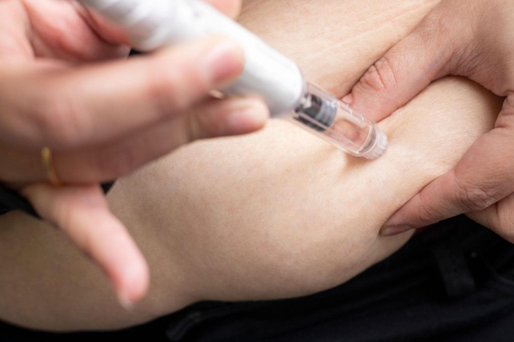 Ενέσιμες Θεραπείες για Παχυσαρκία: Ozempic, Wegovy ή Mounjaro; Τι Πρέπει να Γνωρίζετε